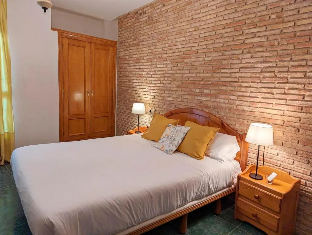 Standard Double room (full double bed)