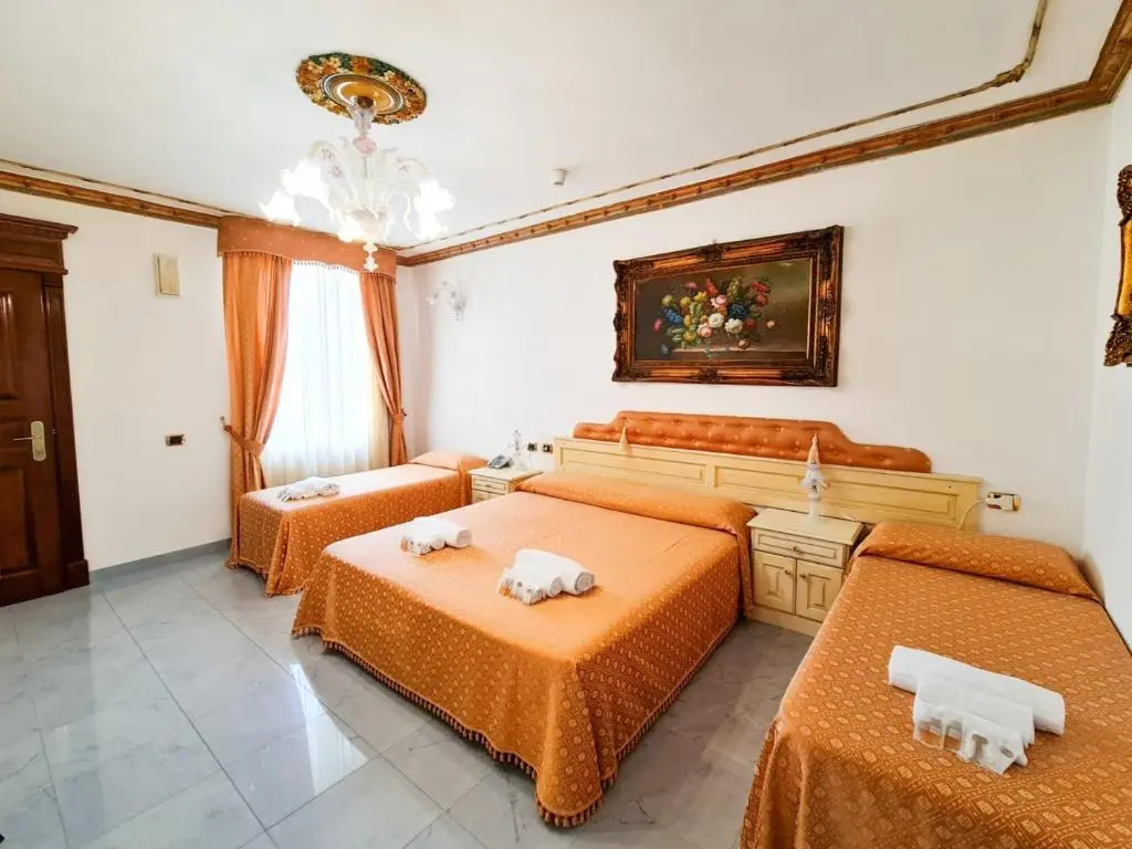 Euro Hotel Iglesias - Chambres