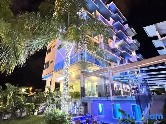 Apartamentos Oasis de la Cala