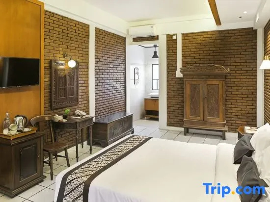 Deluxe Double room with garden view (full double bed)