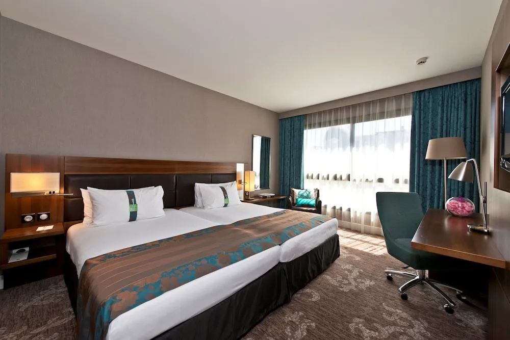 Standard High Floor Double room (twin beds)
