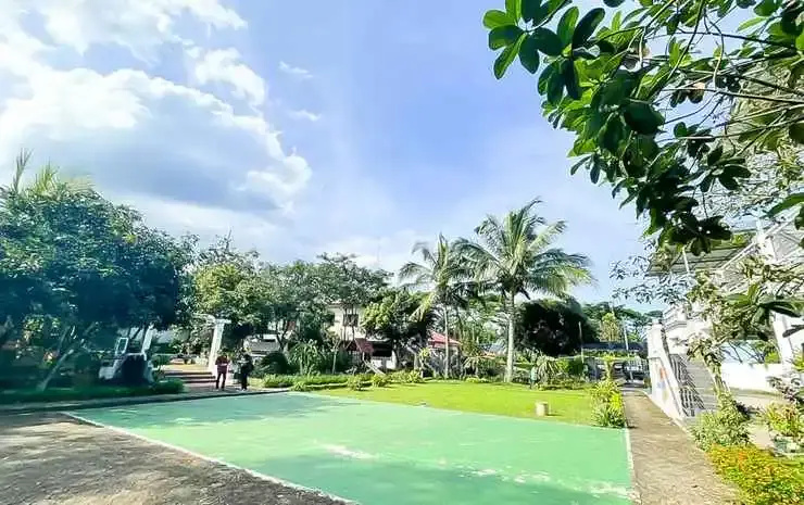 Urbanview Hotel Kusuma Garden Cianjur