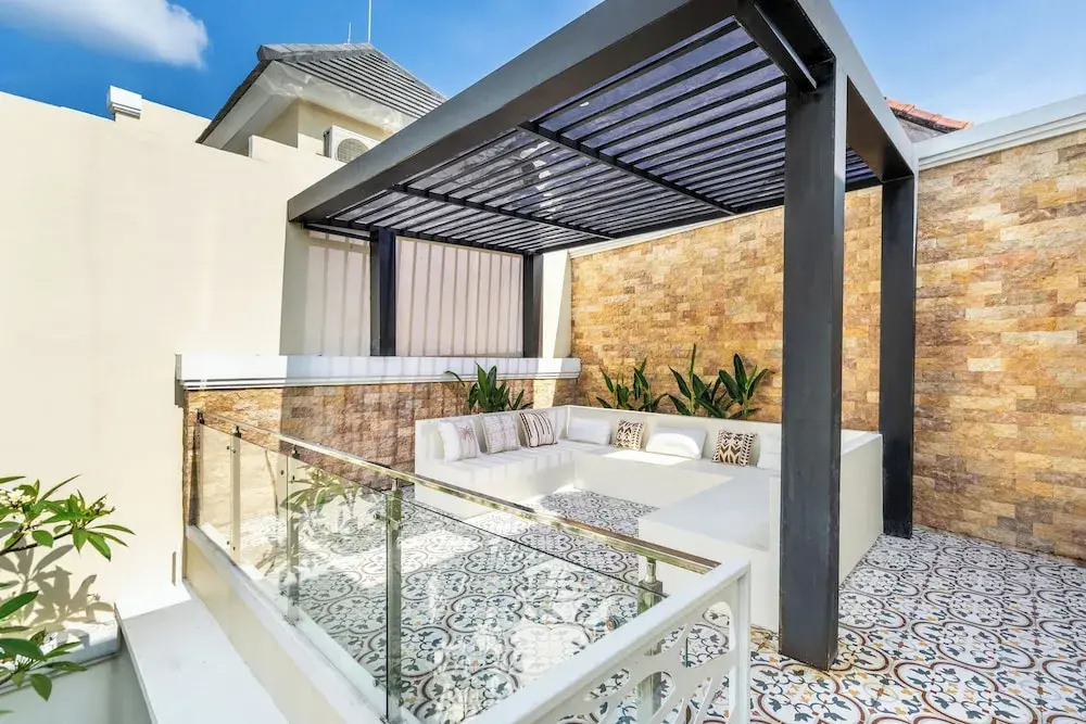 Private Pool Villa Arsy by Orivista