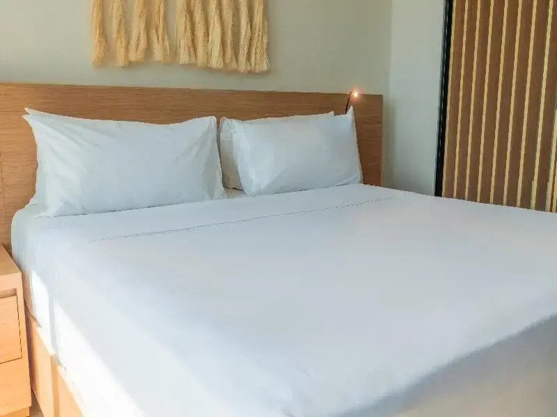 Premium Double room (full double bed)