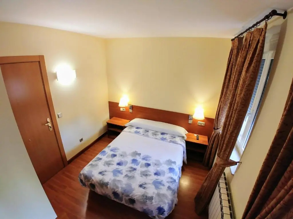 Hostal Prada Borges - Chambres