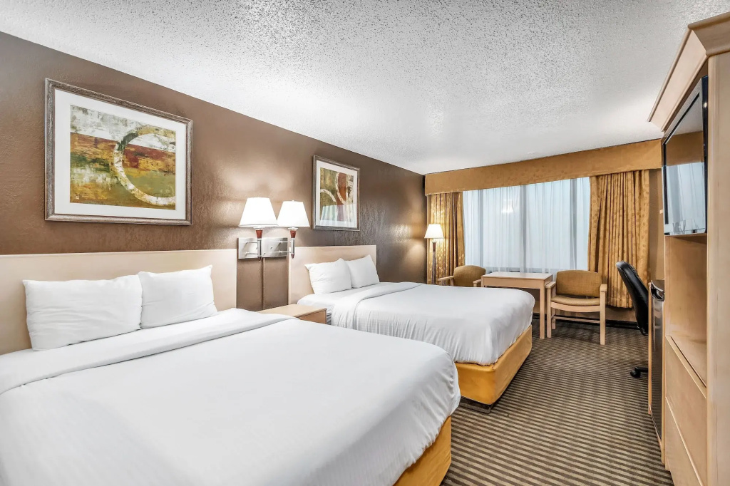 Seven Oaks Hotel Regina, SureStay Collection by Best Western - Général