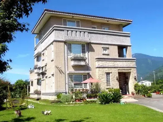 Evergreen Garden House