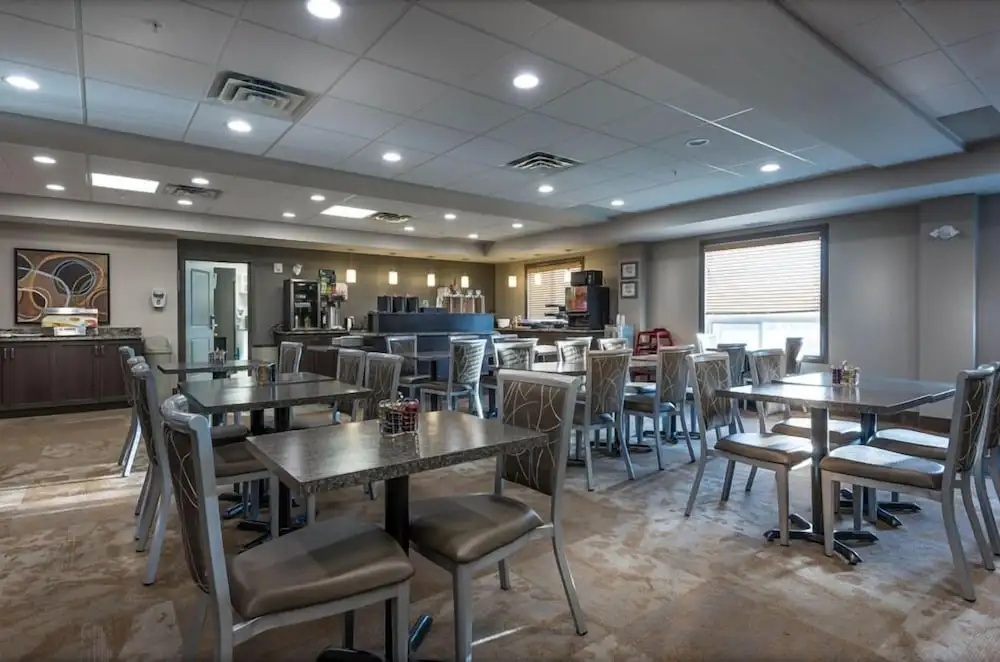 Timber Ridge Inn and Suites - фото 23