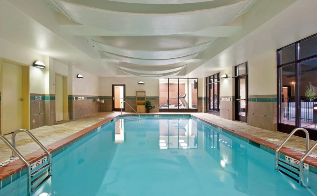 Holiday Inn St. Louis Fairview Heights by IHG - 3