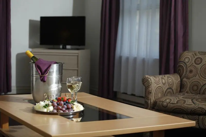 Airport Hotel Mara - Chambres