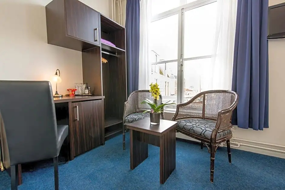 Hotel Zeezicht - Chambres
