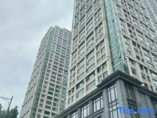 Castle River View Hotel