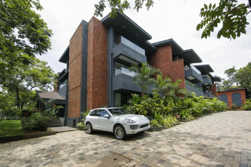 Amado Villa By Iksha