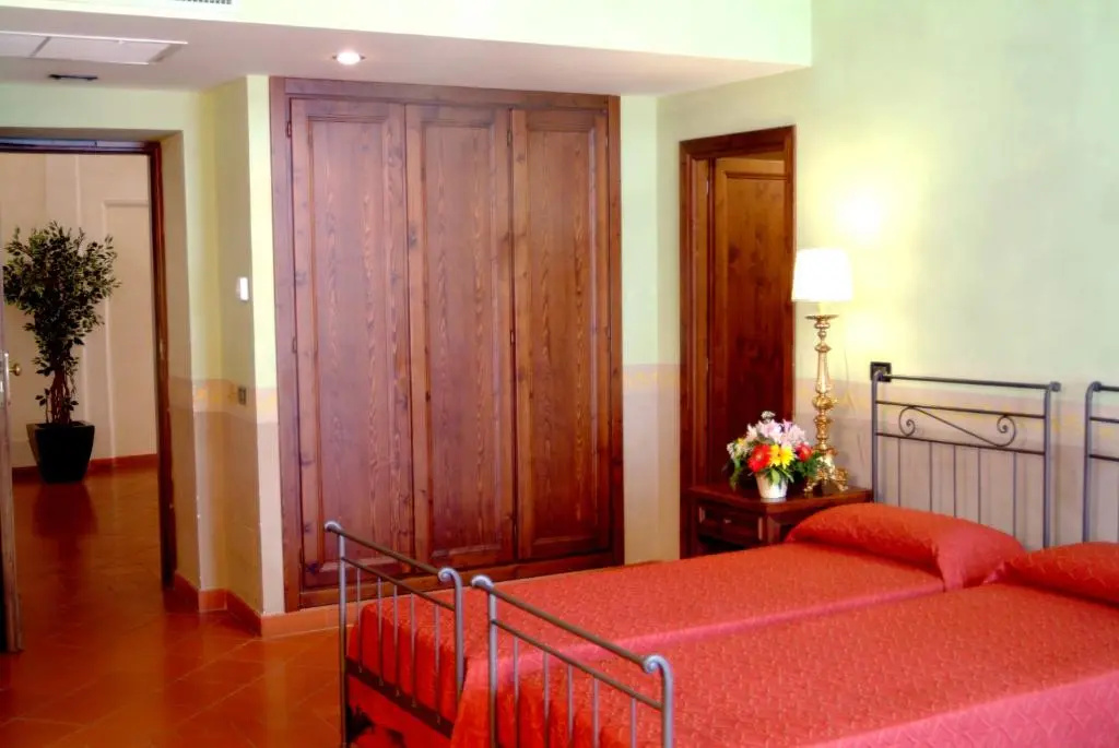 Superior Double room (full double bed)