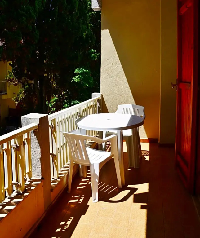 1 Bedroom Quadruple Apartment