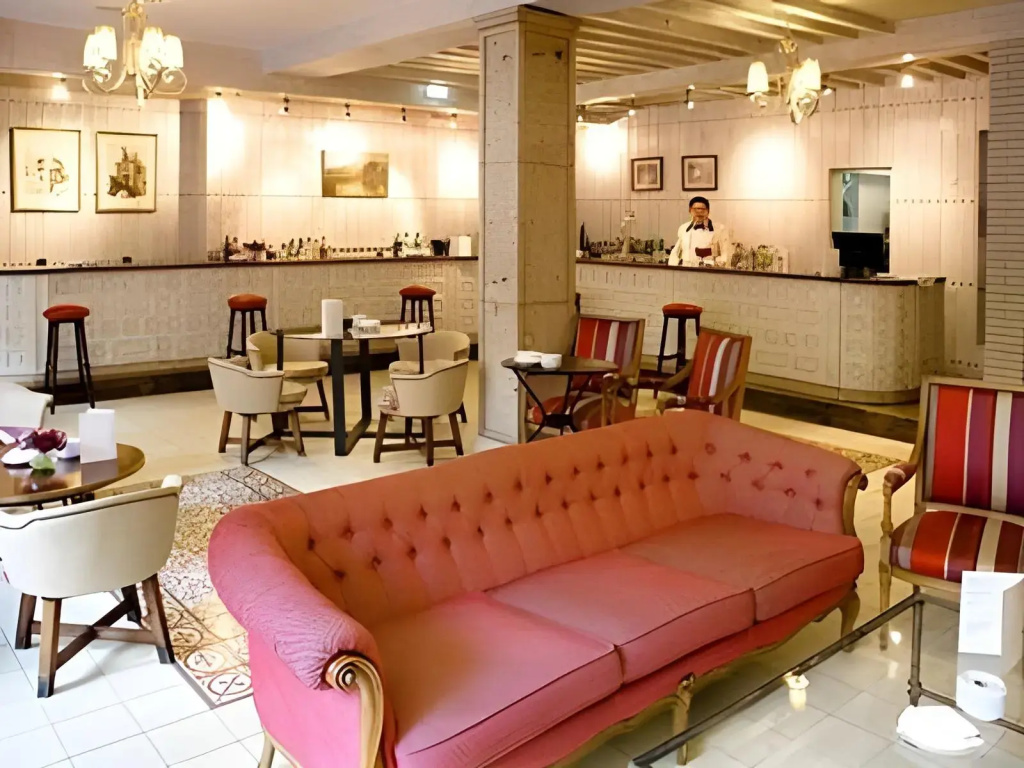 Hotel photo 26