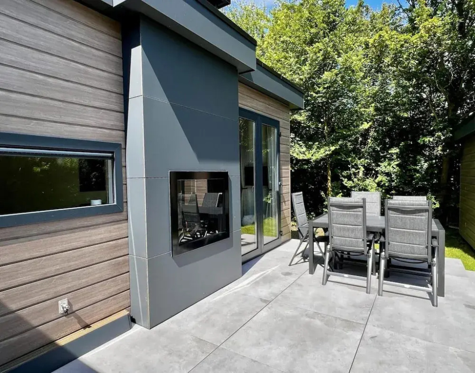 Unique Chalet for 5 With Garden