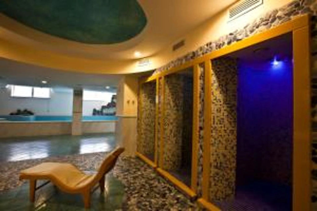 Hotel photo 37