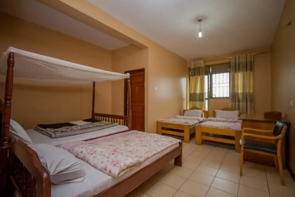 Satellite Hotel - Chambres