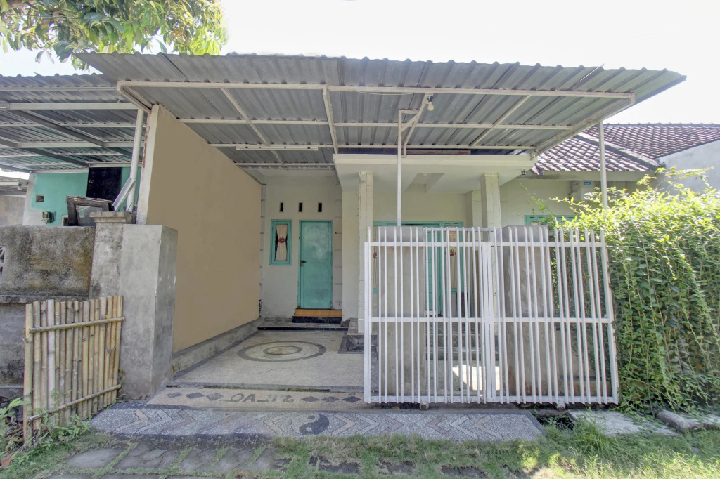 OYO 92825 Kamar Lombok in Gerung