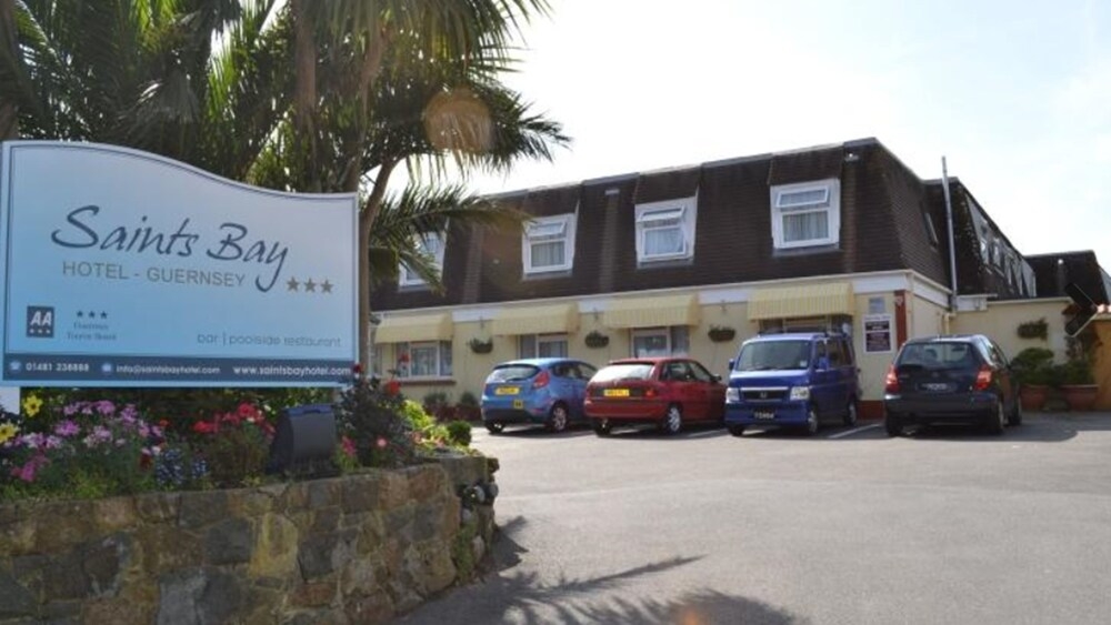 Saints Bay Hotel