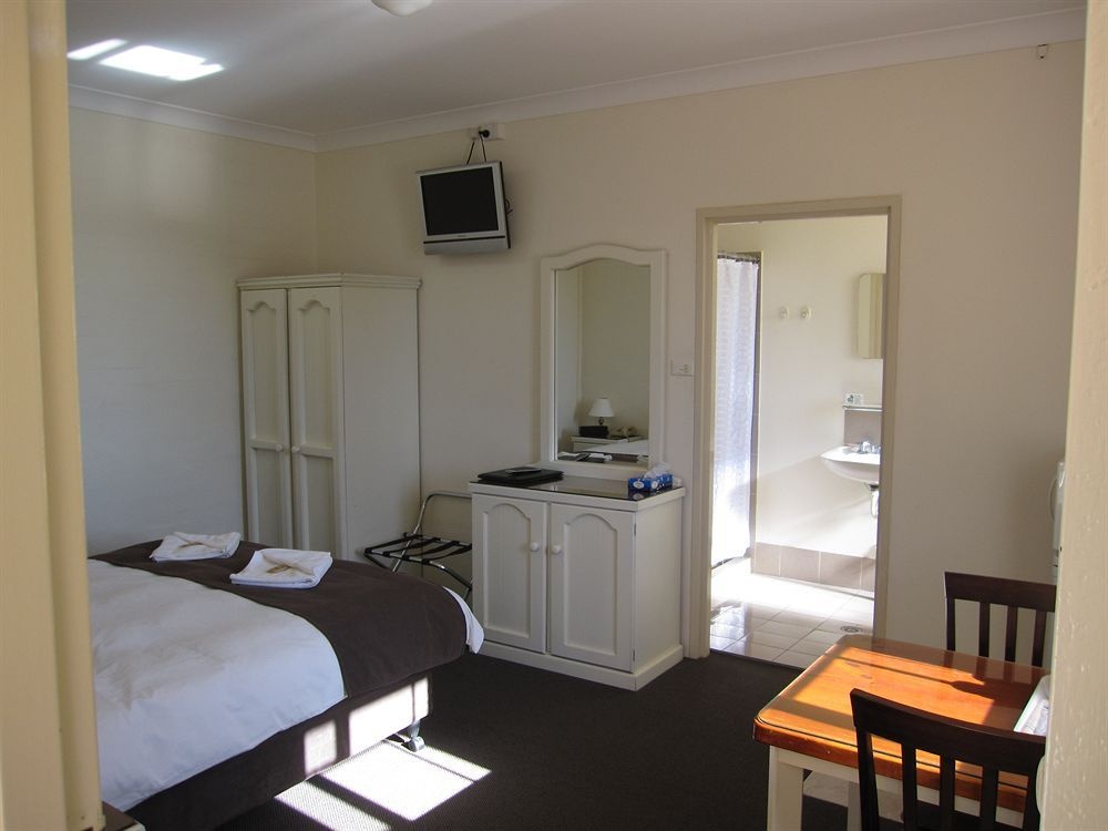 Aussie Settler Motel — 3