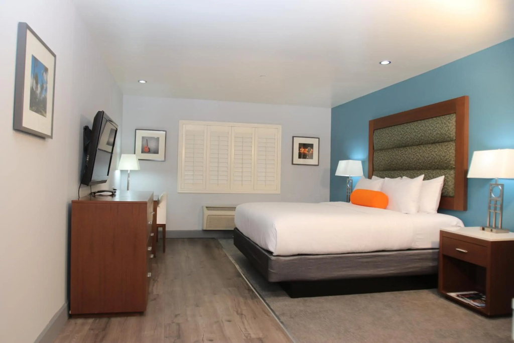 BLVD Hotel and Studios Universal-Hollywood, an Ascend Collection Hotel — фото