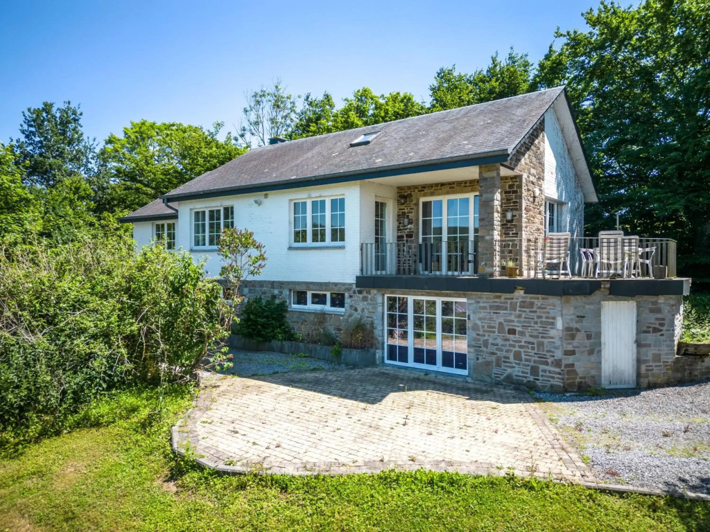 Au Paradis 6+2 pers villa