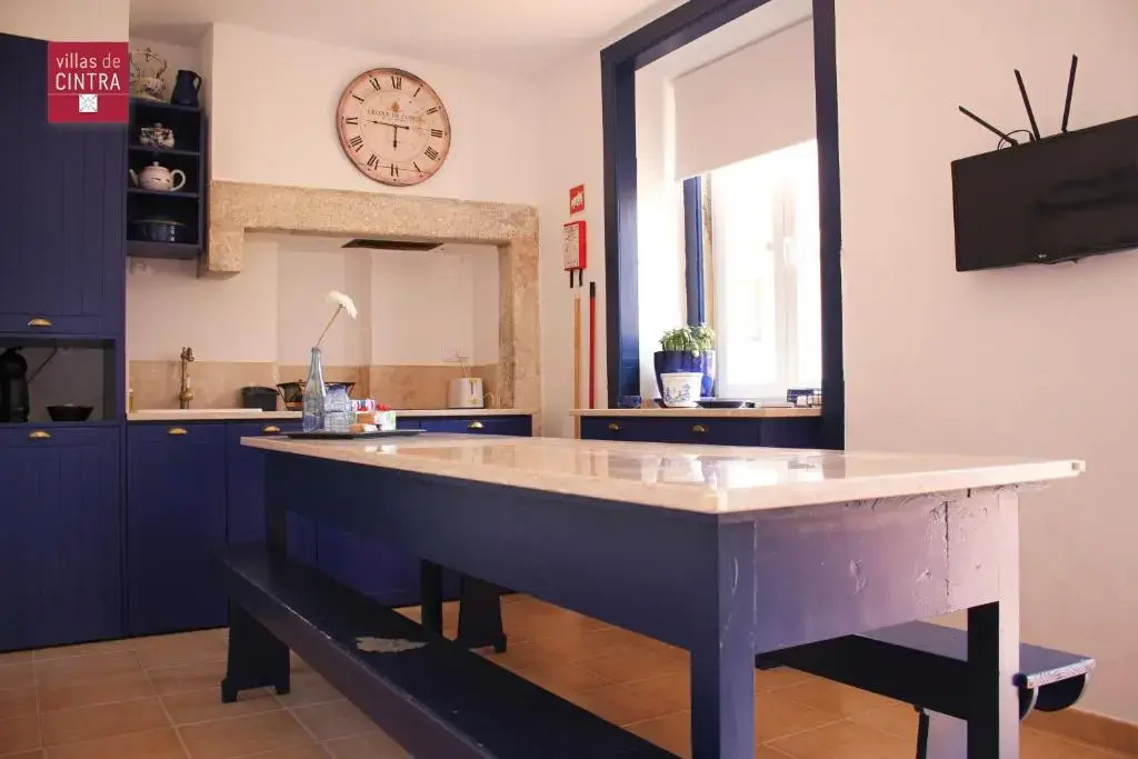 3 Bedrooms Apartment