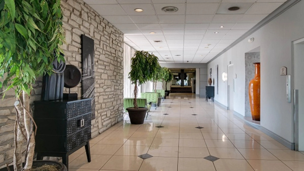 Holiday Inn Manhattan at the Campus by IHG - Général