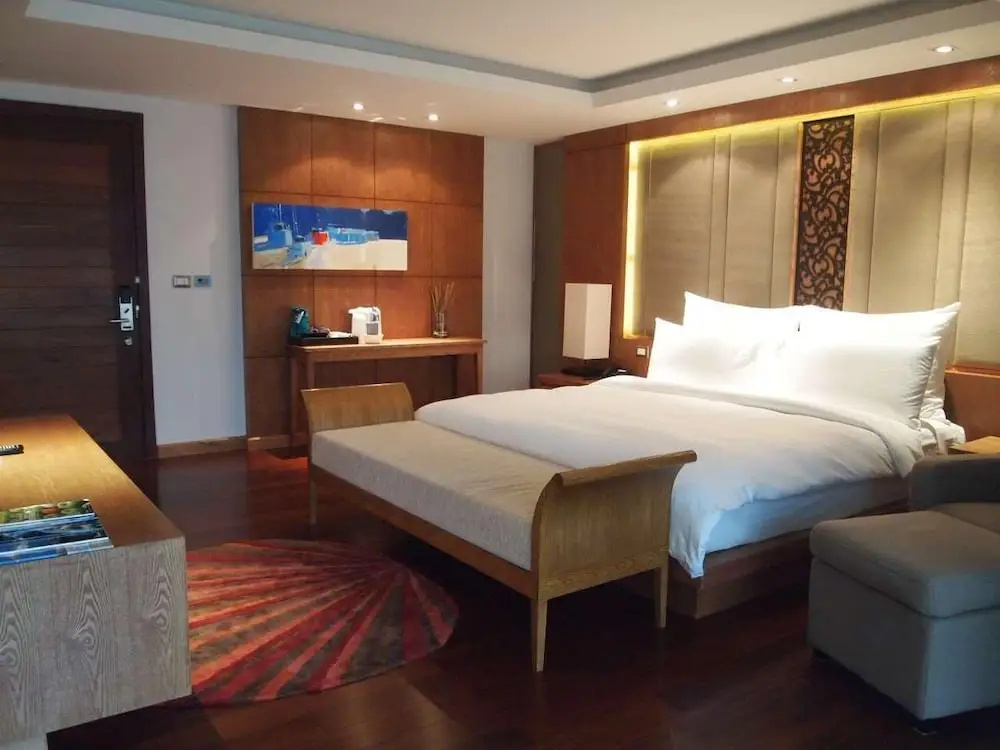 The Nchantra Pool Suite Phuket - Chambres
