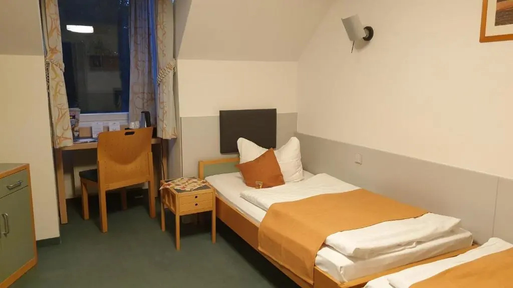Standard Double room (twin beds)