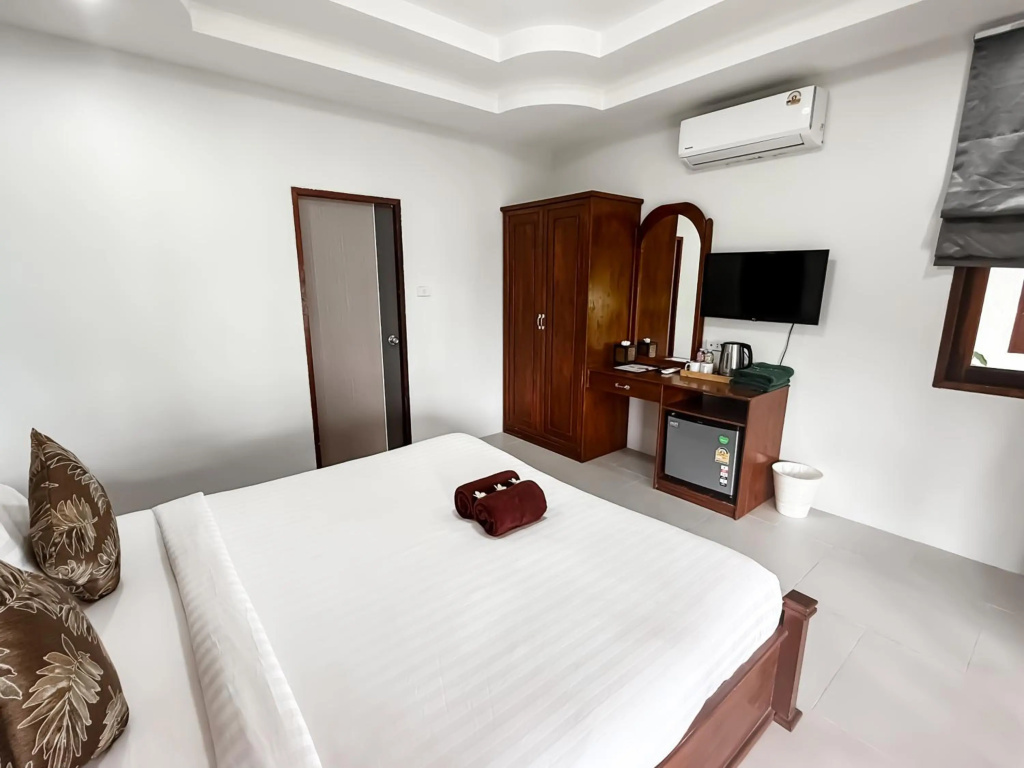 Bounty Resort — 5