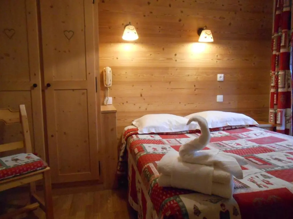 Standard Double room (full double bed)