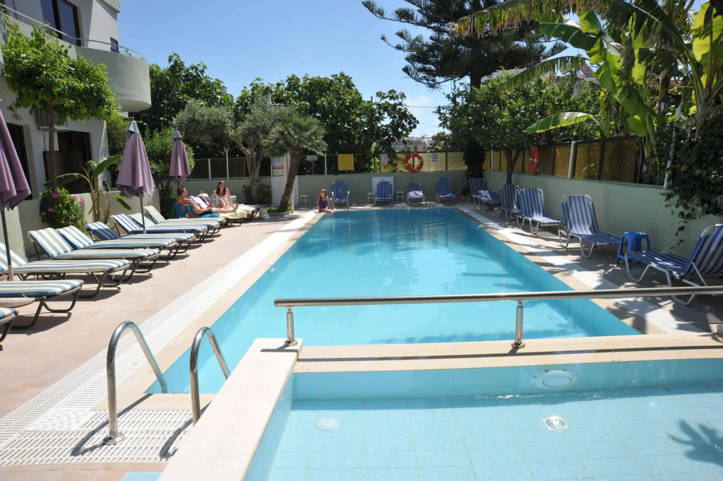Hotel photo 12