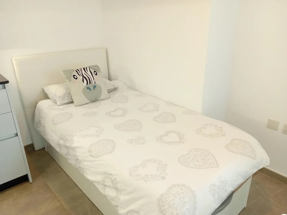 Beautiful Studio in Gibraltar - E1 — фото 3