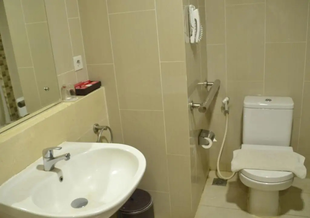 Executive Double room (full double bed)