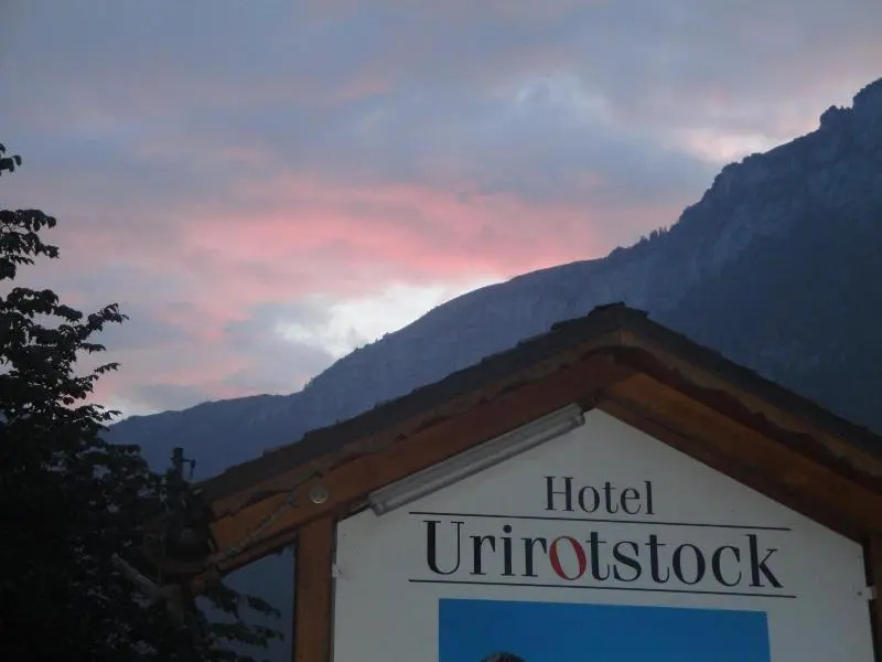 Hotel Urirotstock in Flueelen