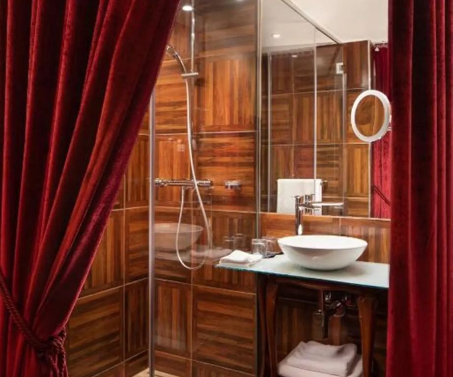 Mystery Hotel Budapest, Preferred Hotels & Resorts - фото 36