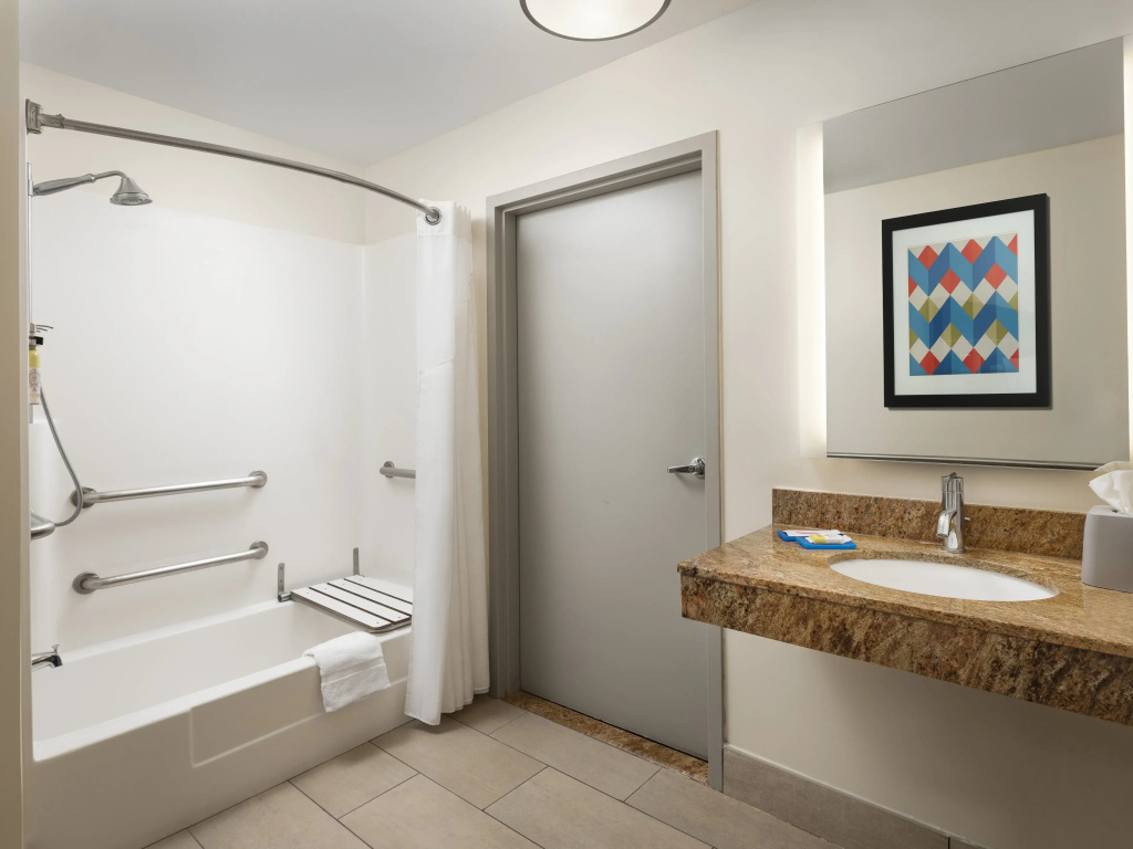 Holiday Inn Express Suites Belmont by IHG - Général