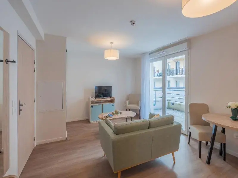Quadruple Suite