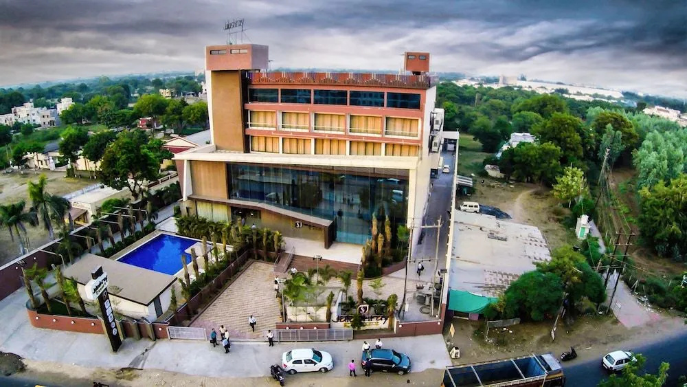 Hotel photo 12