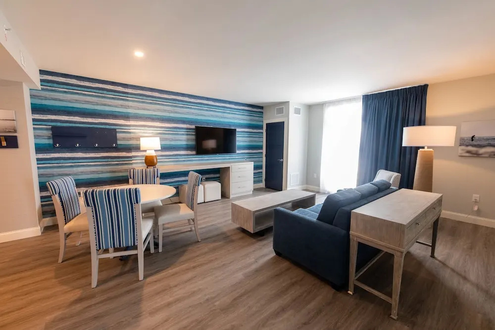 2 Bedrooms Double Suite (full double bed)