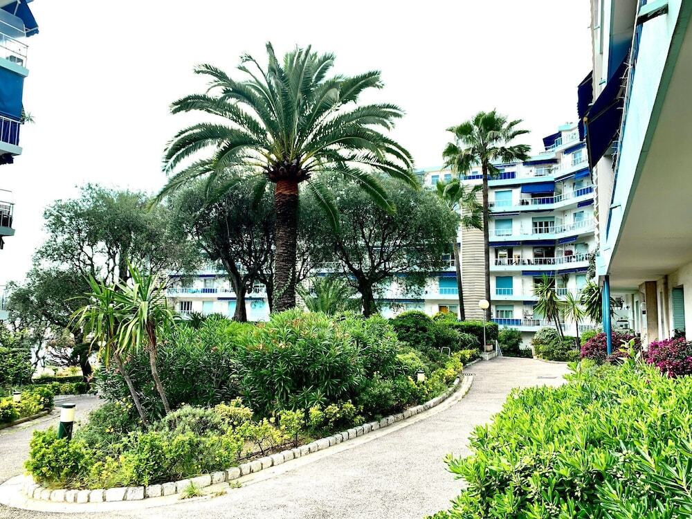 Apart Hotel Riviera - Old Port - Place du Pin