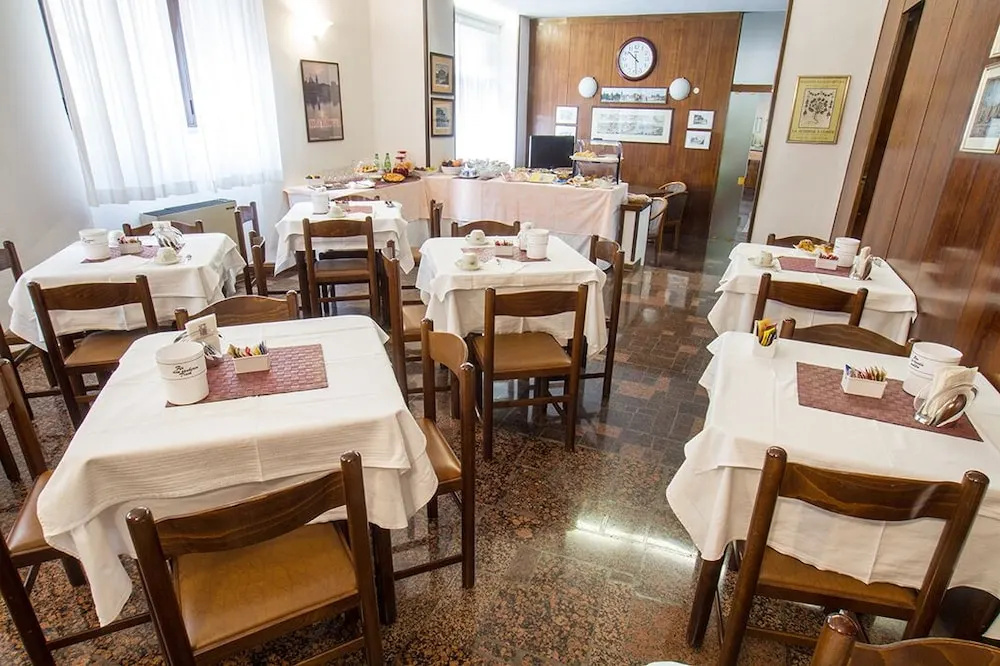 Hotel Mantegna - Général