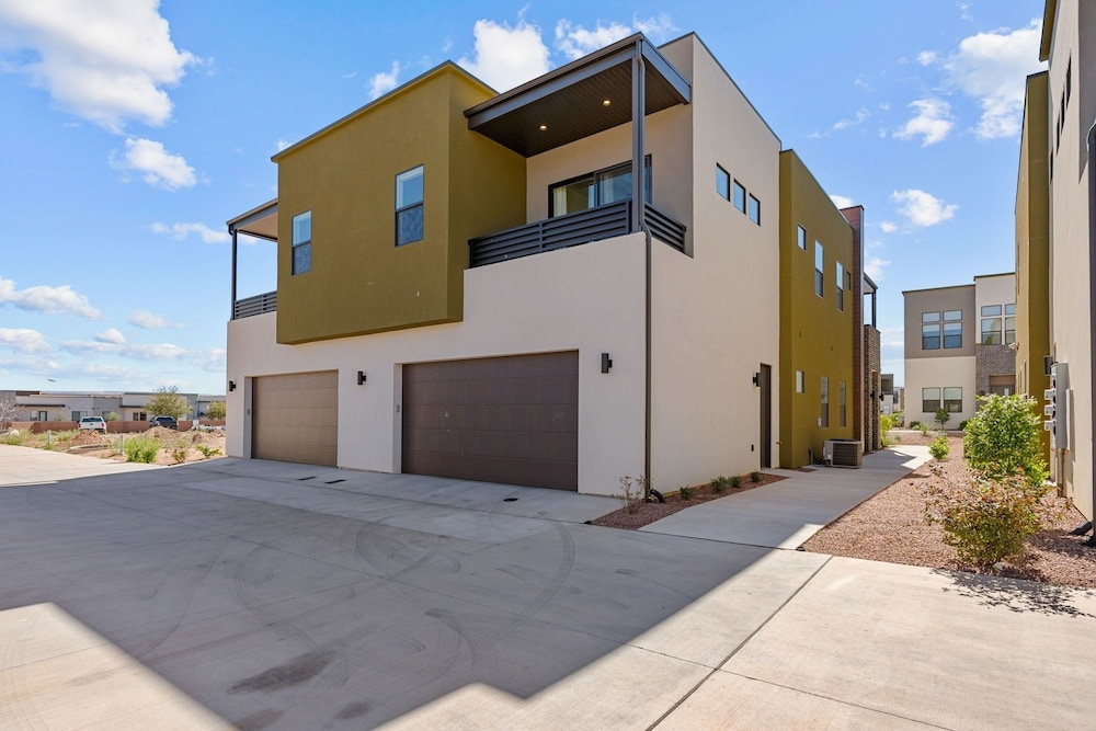 Villa #44 At Bloomington Country Club 4 Bedroom Condo
