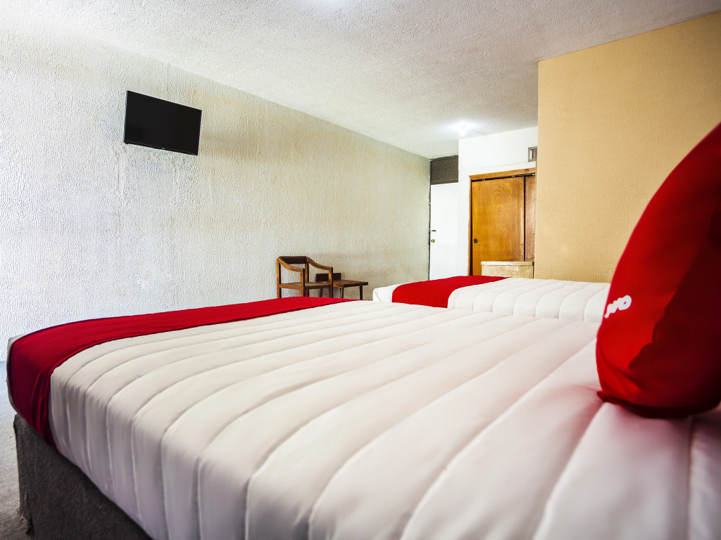 OYO Hotel Oasis, Matehuala — 2
