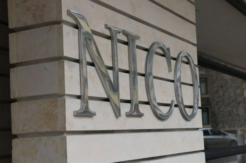 Nico ApartaSuites