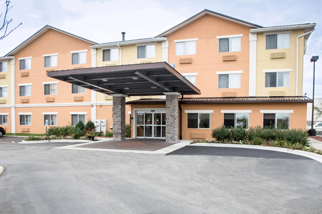 Comfort Inn Gurnee near Six Flags - фото 22