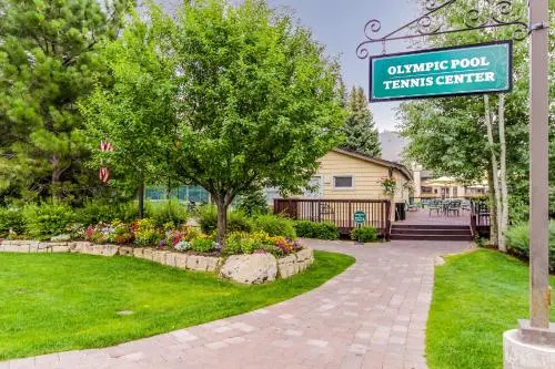 Dollar Meadows 1383